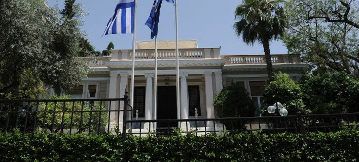 Νέο βίντεο Μαξίμου με πρωταγωνίστρια την Αχτσιόγλου -«Οι εργαζόμενοι δεν είναι ένα κομμάτι κρέας»